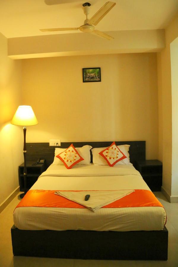 Orange Corner Bangalore Airport Hotel Exterior foto