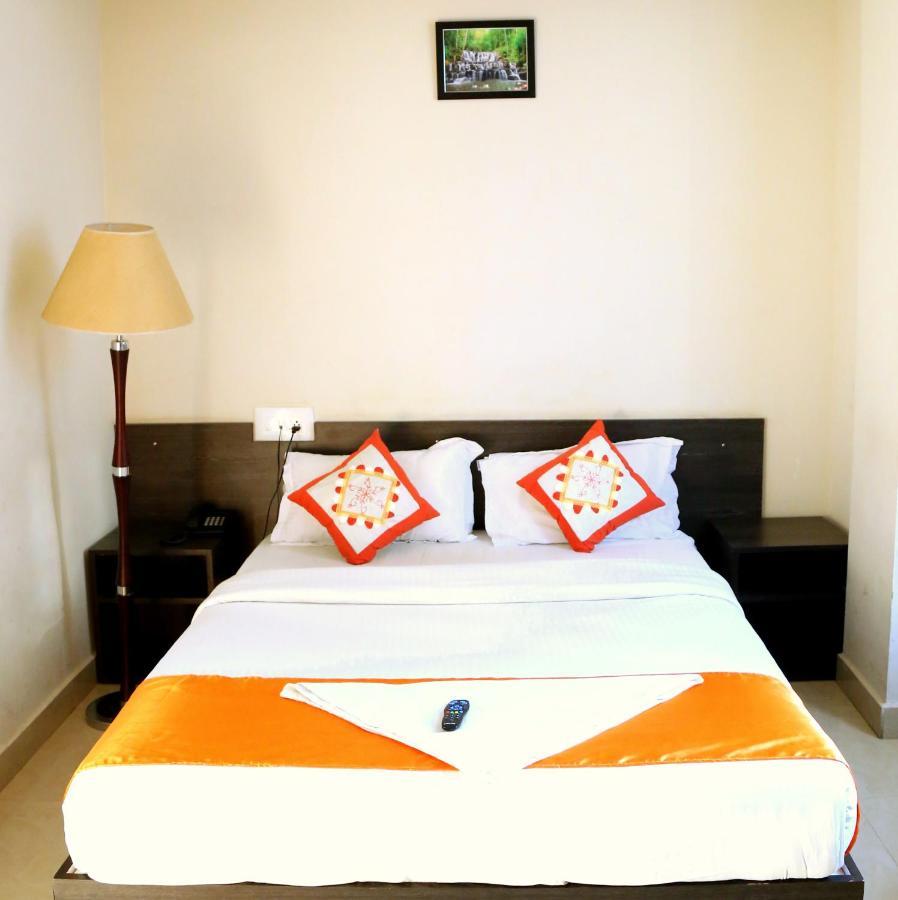 Orange Corner Bangalore Airport Hotel Exterior foto
